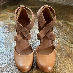 Lucky brand wedges